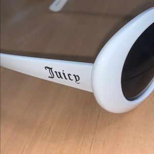 Juicy Couture Accessories - Juicy Couture Kurt Cobain (clout) goggles Juicy Couture Accessories - Juicy Couture Kurt Cobain (clout) goggles
